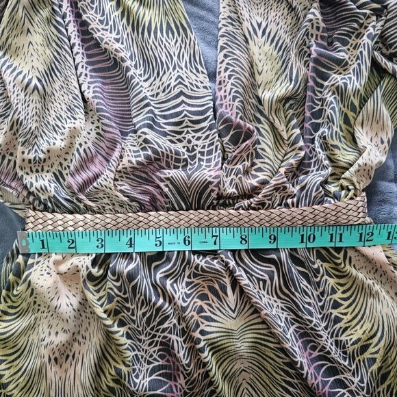 Charlotte Russe Women's V-Neck Flowy Tunic Top, Size Small - Picture 8 of 10